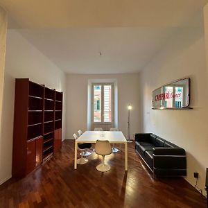 Whouse Large Suite Apartment Indipendenza