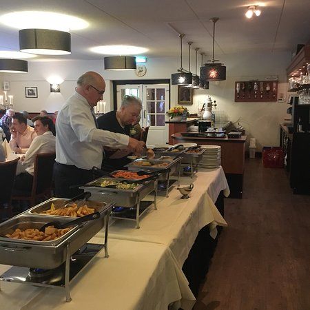 Zalencentrum de Pineta